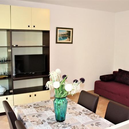 מאקרסקה Apartments Raos מראה חיצוני תמונה