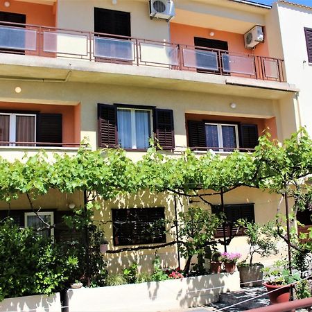 מאקרסקה Apartments Raos מראה חיצוני תמונה