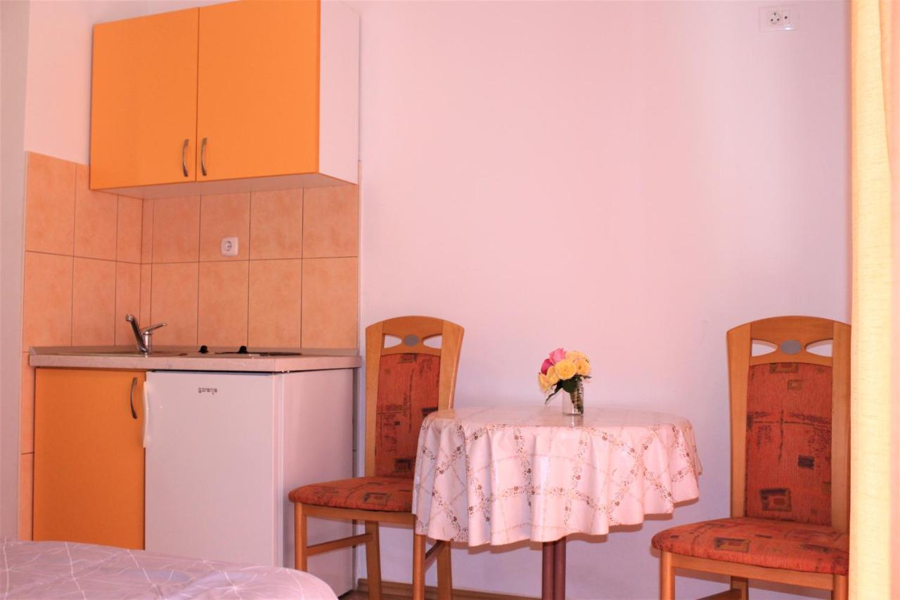מאקרסקה Apartments Raos מראה חיצוני תמונה