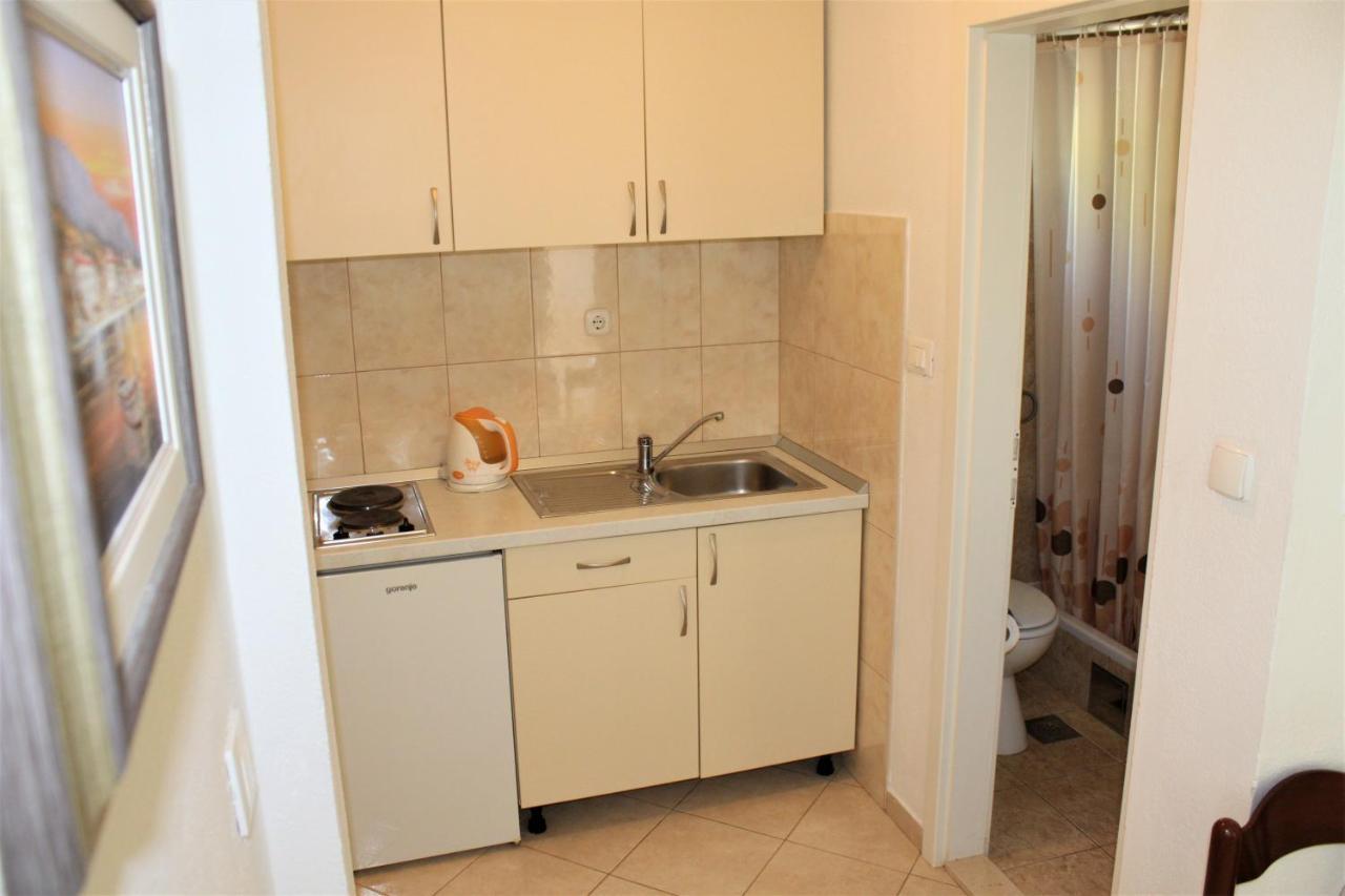 מאקרסקה Apartments Raos מראה חיצוני תמונה