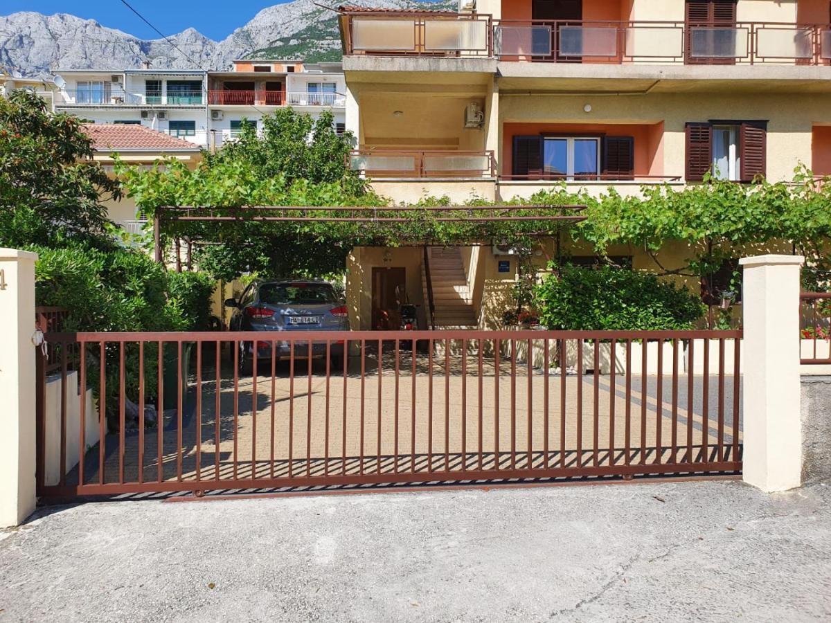 מאקרסקה Apartments Raos מראה חיצוני תמונה